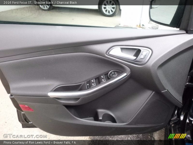 Shadow Black / Charcoal Black 2016 Ford Focus ST