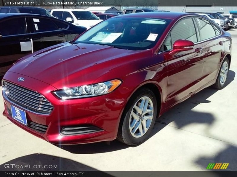 Ruby Red Metallic / Charcoal Black 2016 Ford Fusion SE