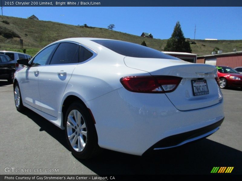 Bright White / Black/Linen 2015 Chrysler 200 Limited