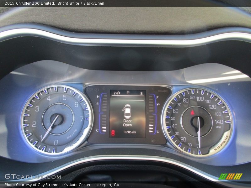 Bright White / Black/Linen 2015 Chrysler 200 Limited