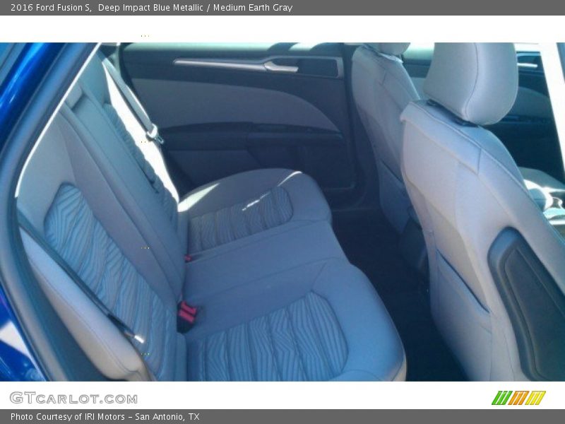 Deep Impact Blue Metallic / Medium Earth Gray 2016 Ford Fusion S