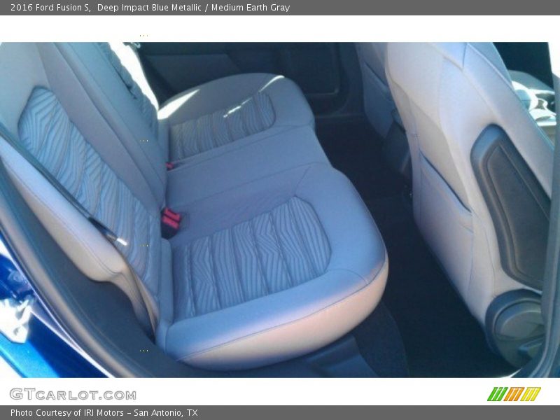 Deep Impact Blue Metallic / Medium Earth Gray 2016 Ford Fusion S
