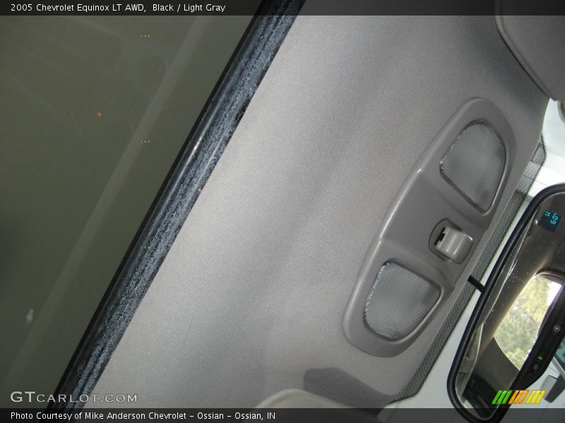 Black / Light Gray 2005 Chevrolet Equinox LT AWD