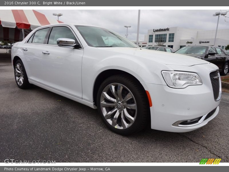 Bright White / Black/Linen 2016 Chrysler 300 C