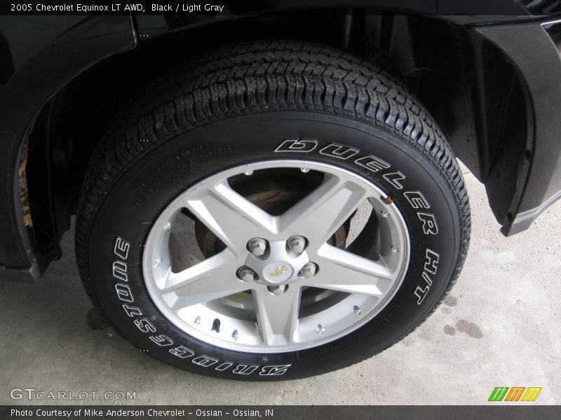 Black / Light Gray 2005 Chevrolet Equinox LT AWD