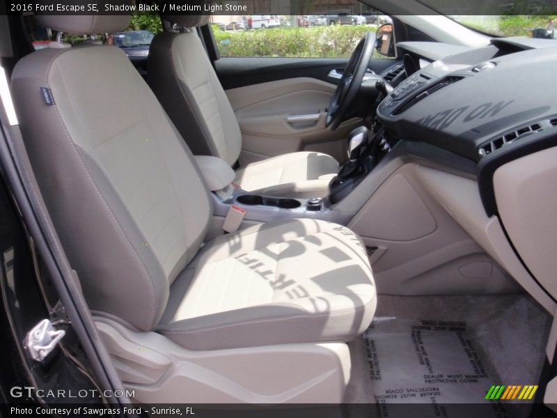Shadow Black / Medium Light Stone 2016 Ford Escape SE