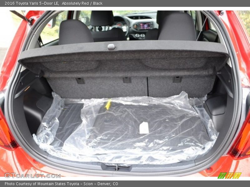 Absolutely Red / Black 2016 Toyota Yaris 5-Door LE