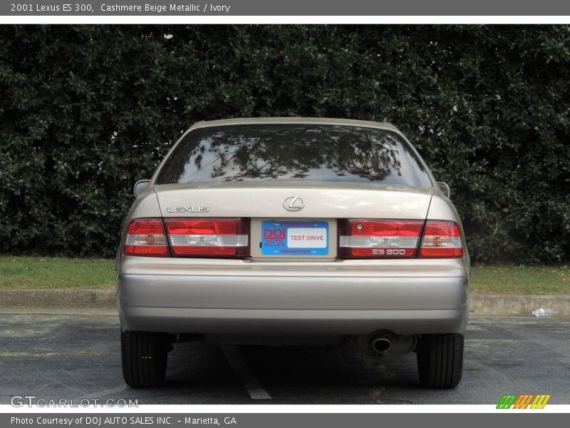 Cashmere Beige Metallic / Ivory 2001 Lexus ES 300