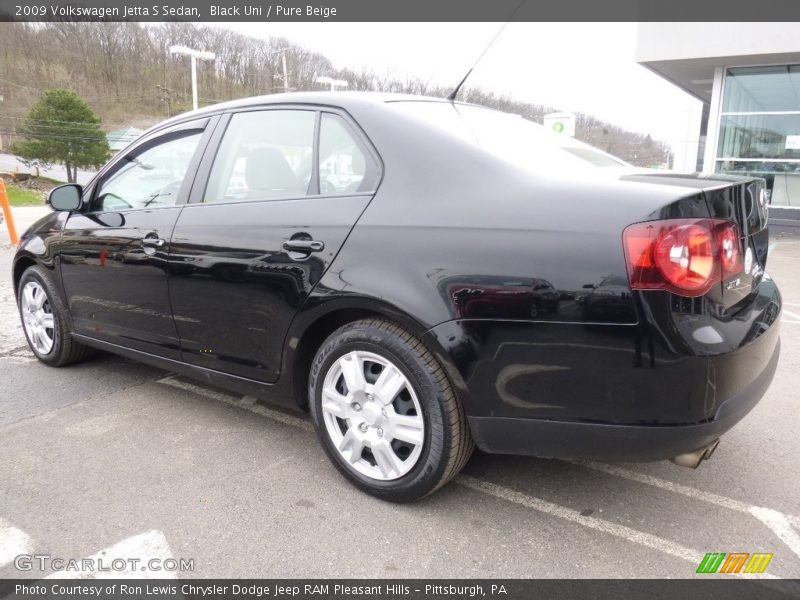 Black Uni / Pure Beige 2009 Volkswagen Jetta S Sedan