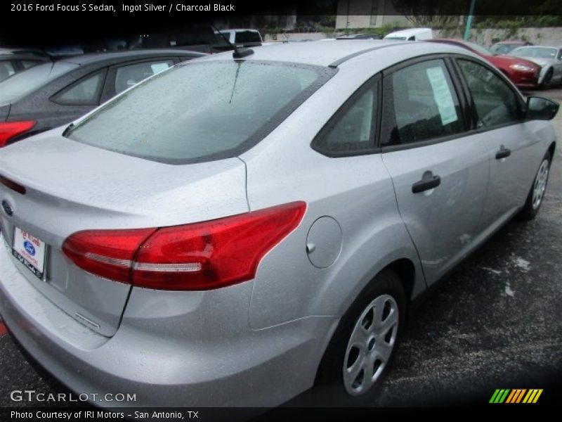 Ingot Silver / Charcoal Black 2016 Ford Focus S Sedan