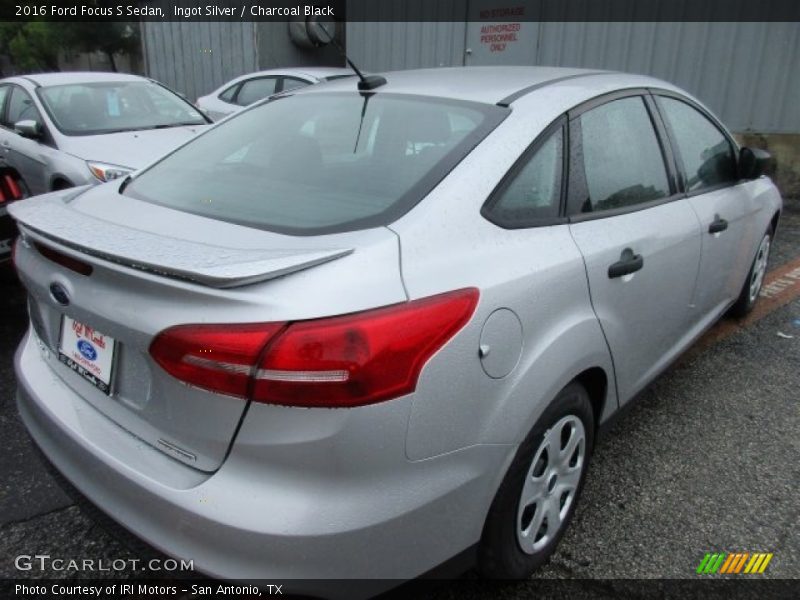 Ingot Silver / Charcoal Black 2016 Ford Focus S Sedan