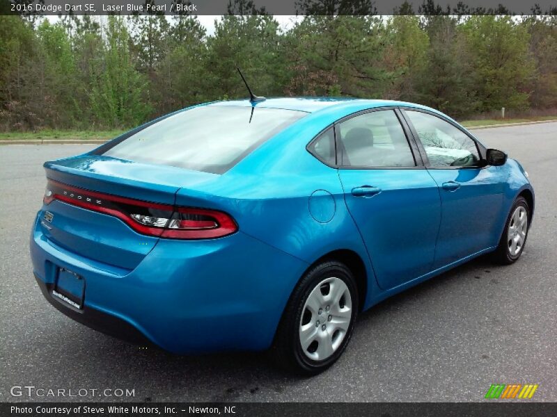 Laser Blue Pearl / Black 2016 Dodge Dart SE