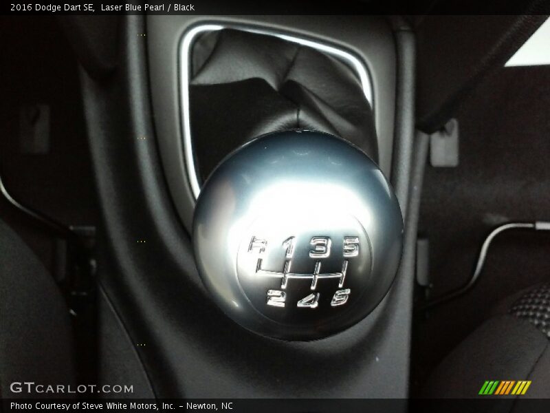 Laser Blue Pearl / Black 2016 Dodge Dart SE