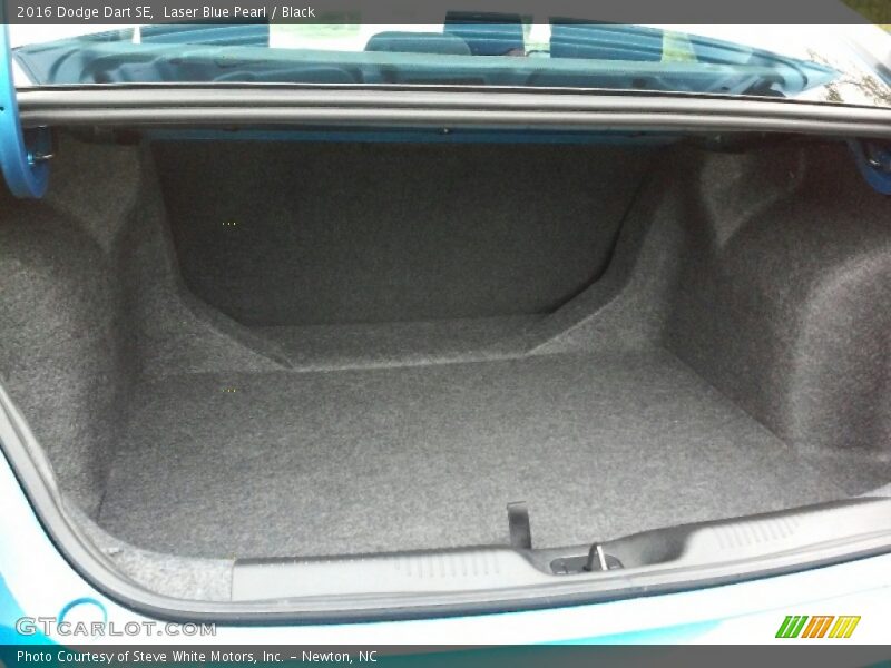 Laser Blue Pearl / Black 2016 Dodge Dart SE