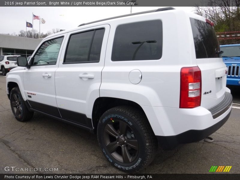 Bright White / Light Pebble Beige/Dark Slate Gray 2016 Jeep Patriot Sport
