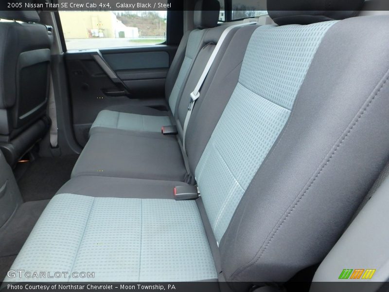 Galaxy Black / Steel 2005 Nissan Titan SE Crew Cab 4x4
