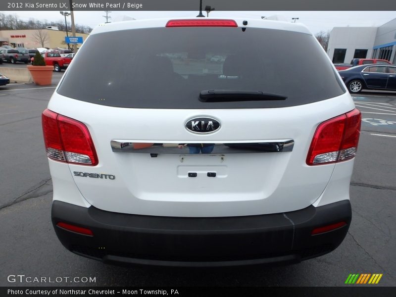 Snow White Pearl / Beige 2012 Kia Sorento LX
