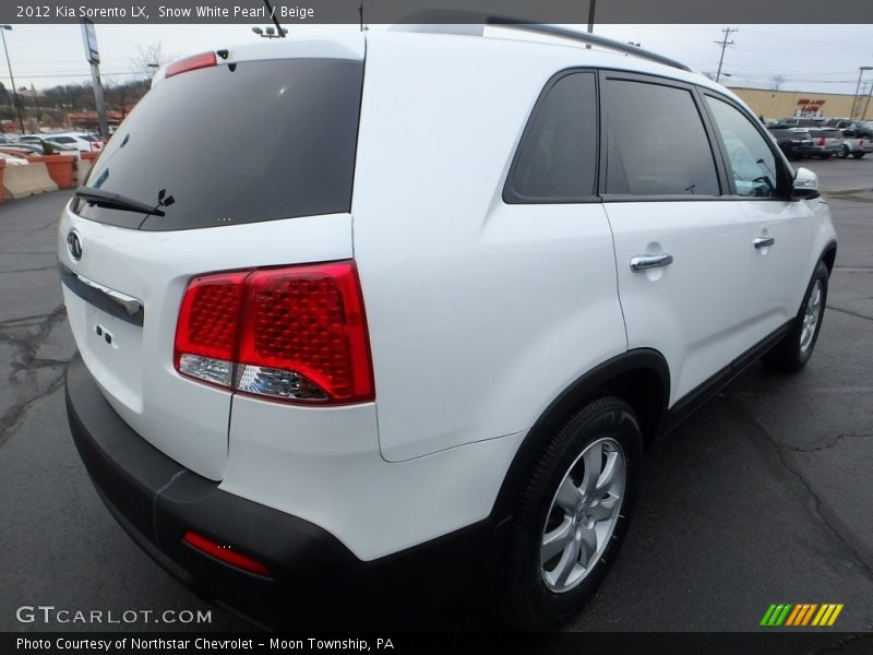 Snow White Pearl / Beige 2012 Kia Sorento LX