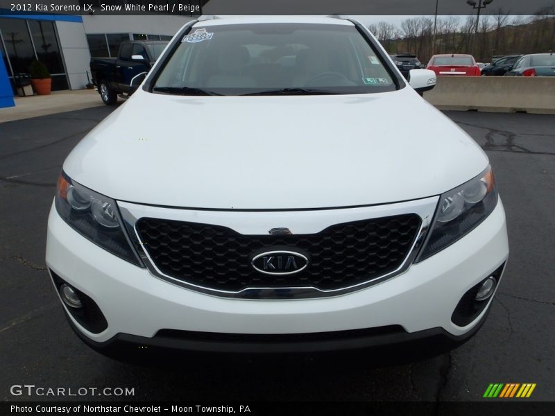 Snow White Pearl / Beige 2012 Kia Sorento LX