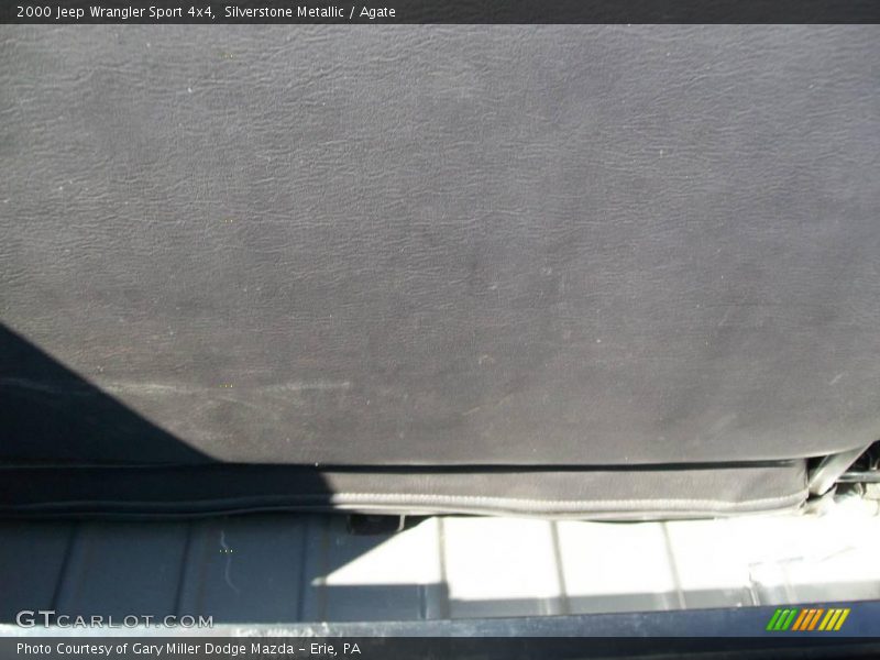Silverstone Metallic / Agate 2000 Jeep Wrangler Sport 4x4