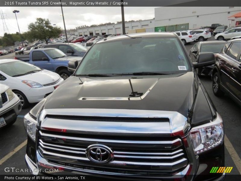 Magnetic Gray Metallic / Graphite 2016 Toyota Tundra SR5 CrewMax