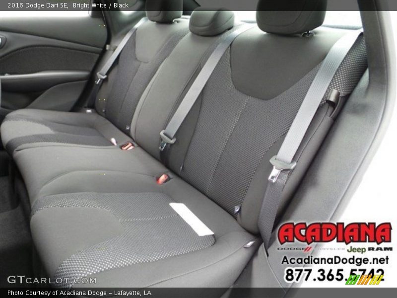 Bright White / Black 2016 Dodge Dart SE