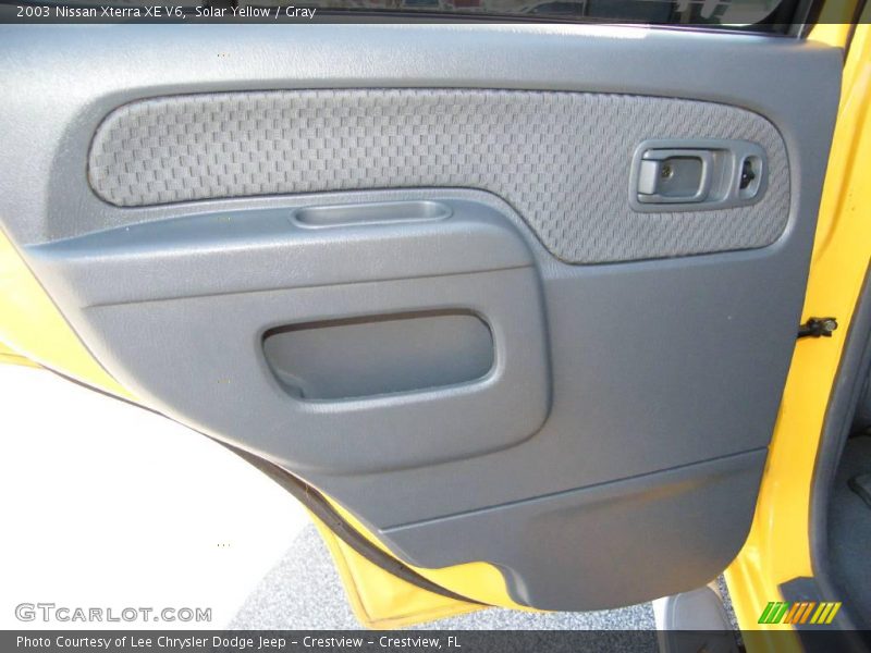 Solar Yellow / Gray 2003 Nissan Xterra XE V6