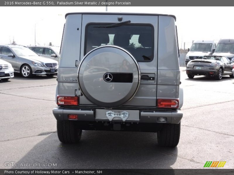 Palladium Silver Metallic / designo Porcelain 2016 Mercedes-Benz G 550