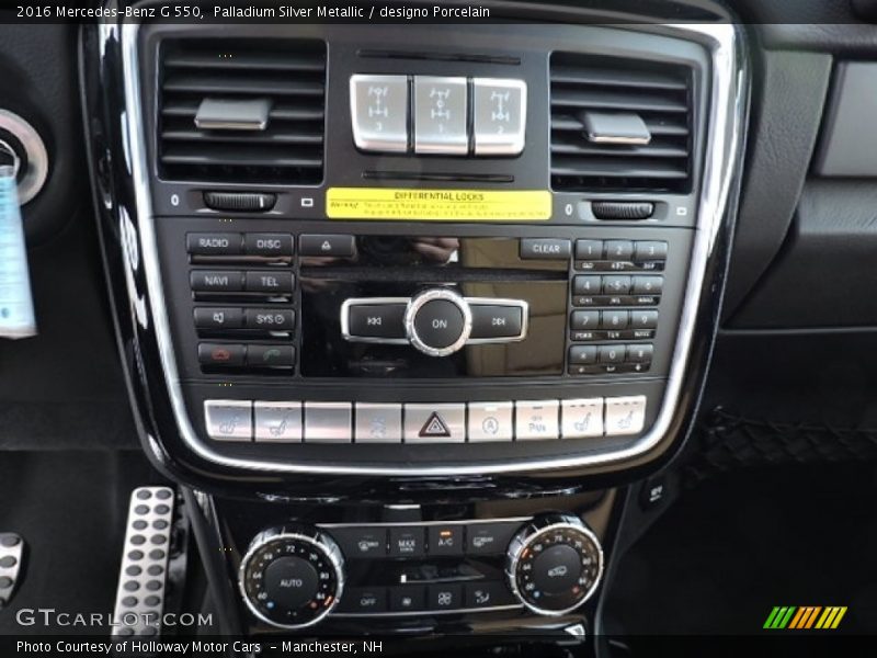 Palladium Silver Metallic / designo Porcelain 2016 Mercedes-Benz G 550