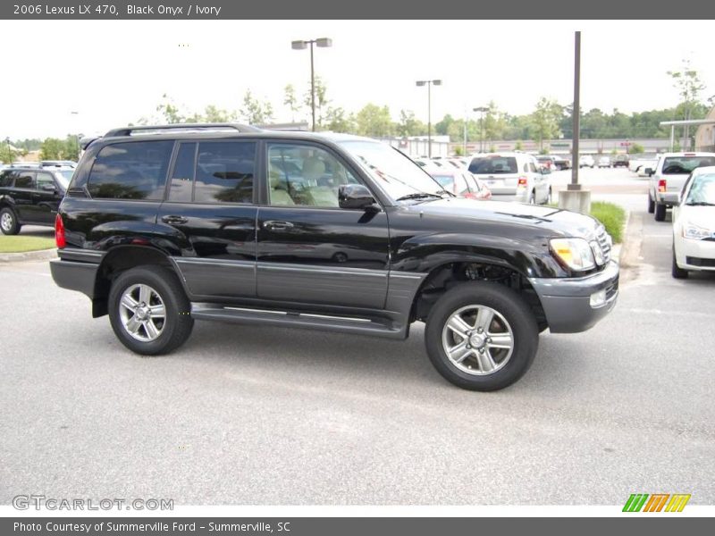 Black Onyx / Ivory 2006 Lexus LX 470