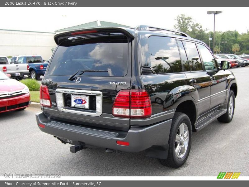 Black Onyx / Ivory 2006 Lexus LX 470