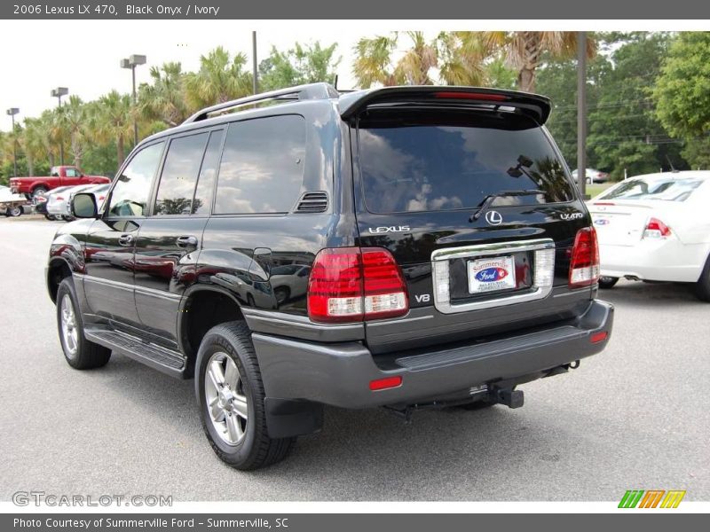 Black Onyx / Ivory 2006 Lexus LX 470