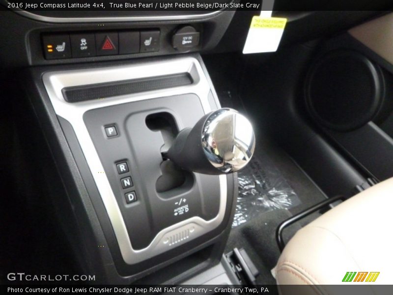 True Blue Pearl / Light Pebble Beige/Dark Slate Gray 2016 Jeep Compass Latitude 4x4