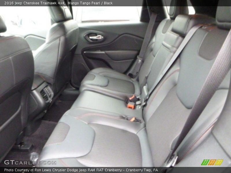 Mango Tango Pearl / Black 2016 Jeep Cherokee Trailhawk 4x4