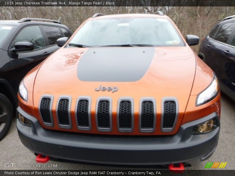 Mango Tango Pearl / Black 2016 Jeep Cherokee Trailhawk 4x4