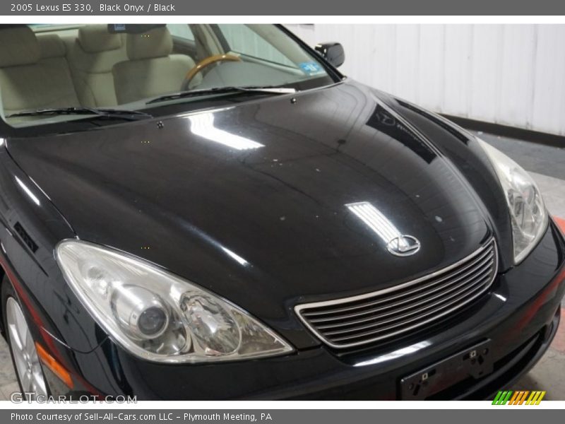 Black Onyx / Black 2005 Lexus ES 330