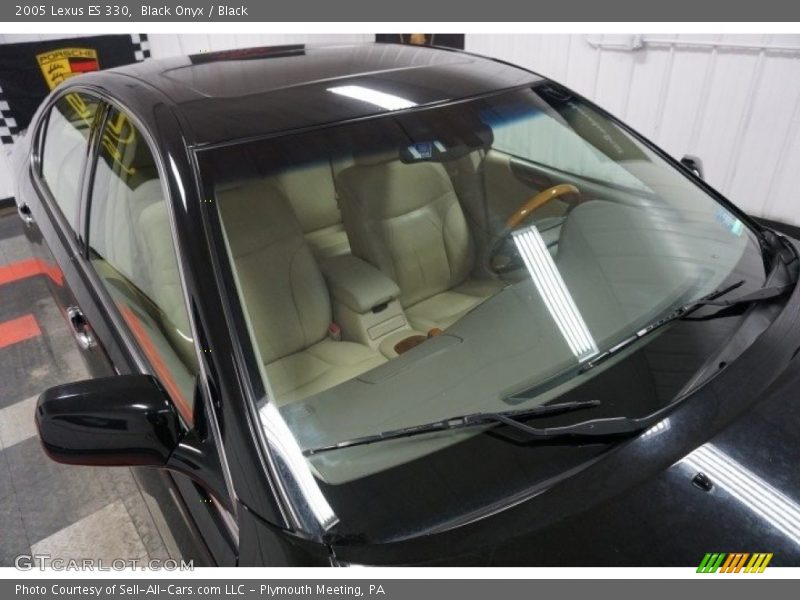 Black Onyx / Black 2005 Lexus ES 330