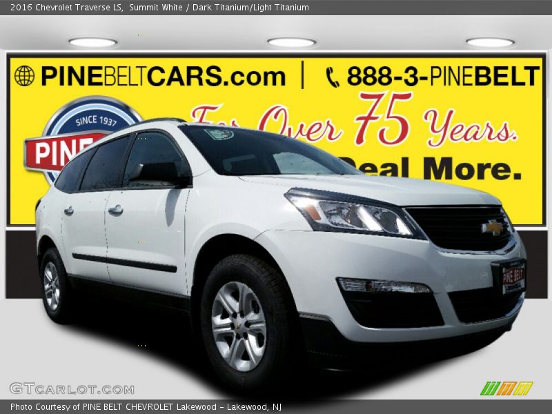 Summit White / Dark Titanium/Light Titanium 2016 Chevrolet Traverse LS