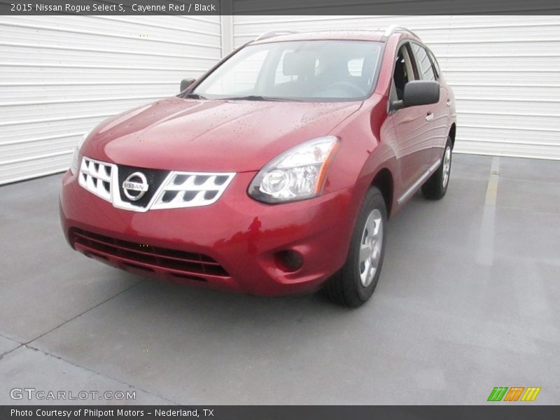 Cayenne Red / Black 2015 Nissan Rogue Select S