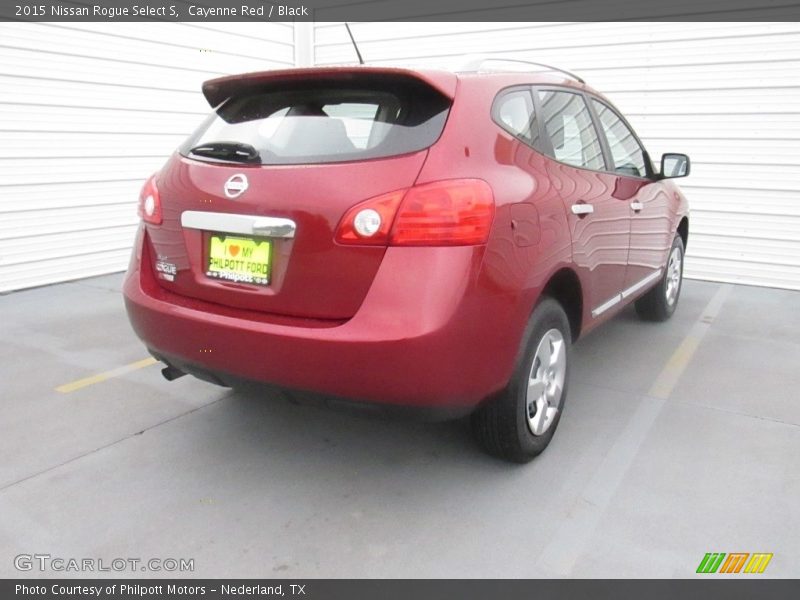 Cayenne Red / Black 2015 Nissan Rogue Select S