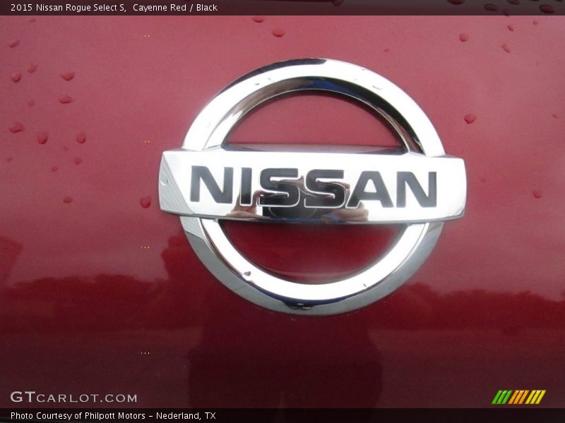 Cayenne Red / Black 2015 Nissan Rogue Select S