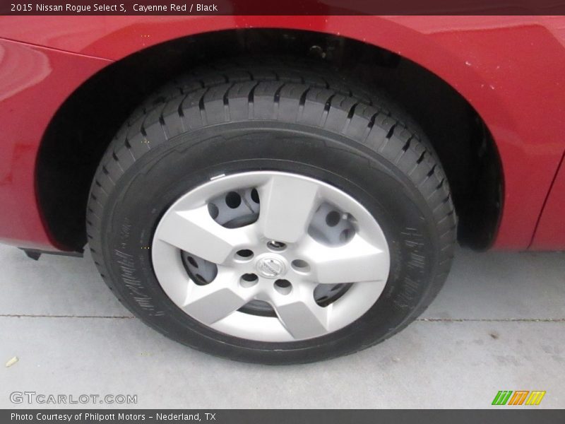 Cayenne Red / Black 2015 Nissan Rogue Select S