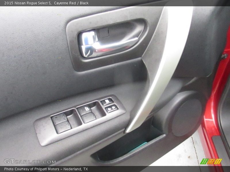 Cayenne Red / Black 2015 Nissan Rogue Select S