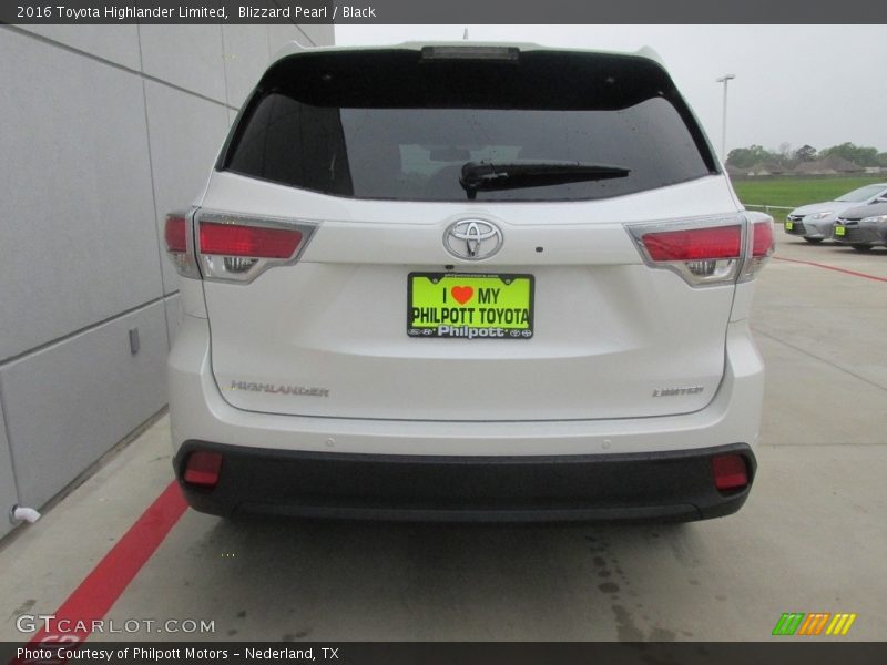 Blizzard Pearl / Black 2016 Toyota Highlander Limited
