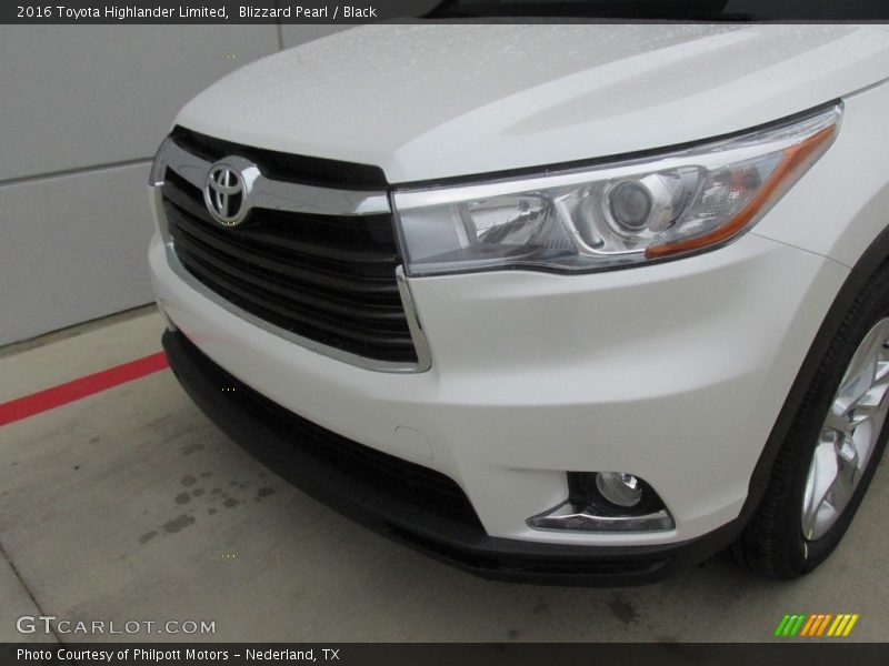 Blizzard Pearl / Black 2016 Toyota Highlander Limited
