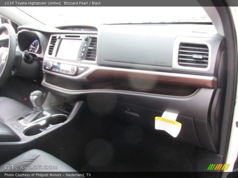 Blizzard Pearl / Black 2016 Toyota Highlander Limited