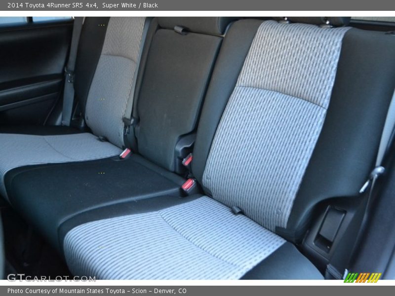 Super White / Black 2014 Toyota 4Runner SR5 4x4