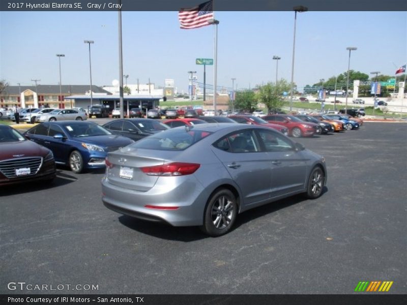 Gray / Gray 2017 Hyundai Elantra SE