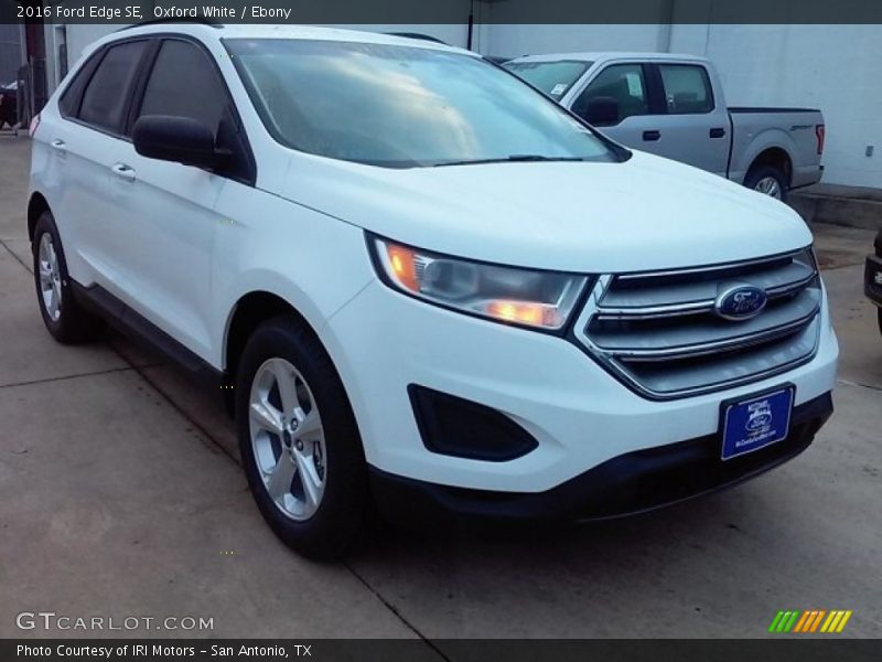 Oxford White / Ebony 2016 Ford Edge SE