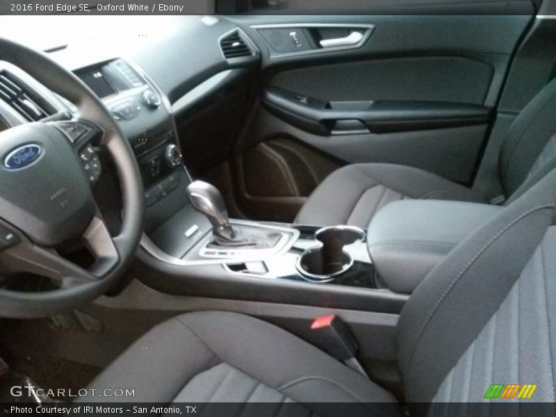 Oxford White / Ebony 2016 Ford Edge SE